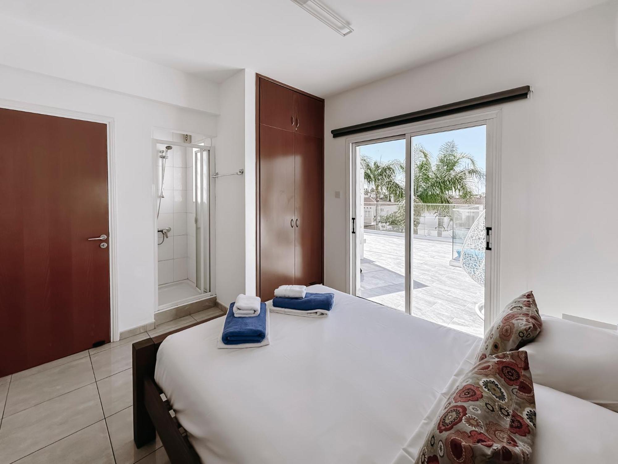 Sunset Villa Private Complex Heated Pool 圣纳帕 外观 照片